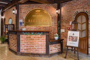 Отель Hotel Szymbark  Вежица